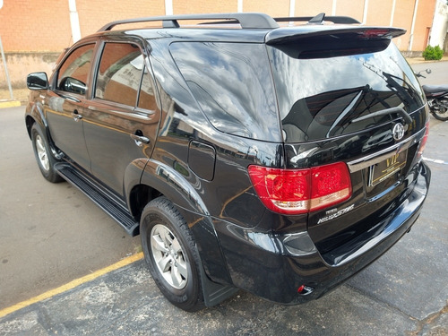 Toyota Sw4 Srv 3.0 4x4 Aut.