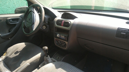 Imagen 6 de 11 de Chevrolet Corsa Comfort Motor 1.4 Lt