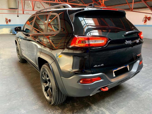 Jeep Cherokee Trailhawk V6 4x4 At Roma Cars