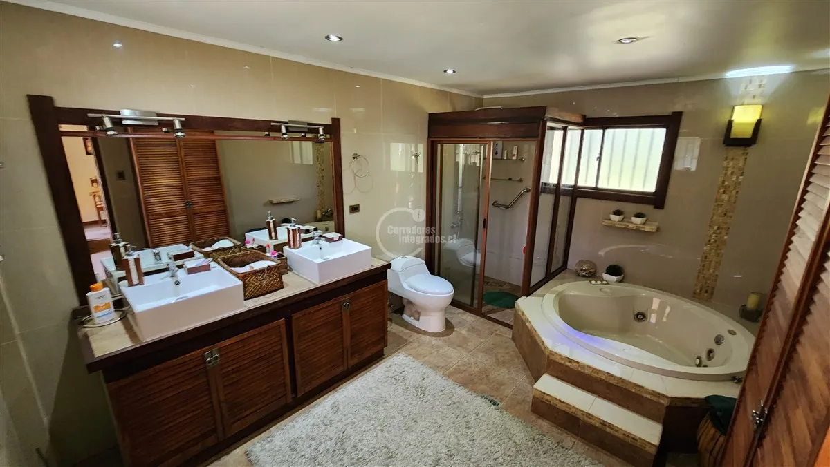 Imagen 4 de 24 de Casa En Venta De 5 Dorm. En Los Angeles