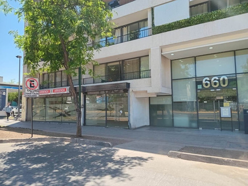 Excelente Local Comercial Vicuña Mackenna 660