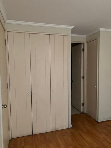 ¡a Una Cuadra Metro Santa Ana, Remodelado Y Recién Pintado!