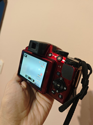 Câmera Digital Nikon Coolpix P510 - Vermelha Vermelho (Usado)
