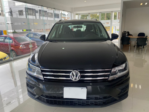Imagen 1 de 11 de Volkswagen Tiguan Trendline Plus 2020