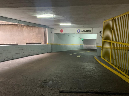 Cochera Cubierta Amplia En Venta En Once-balvanera