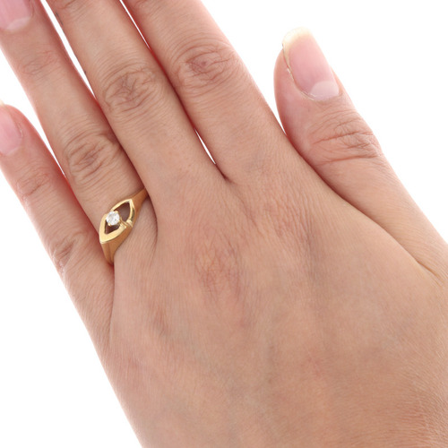 Anillo 14 Kilates Oro Amarillo, 2.4 Gramos. Amarillo 7.5 (Usado)