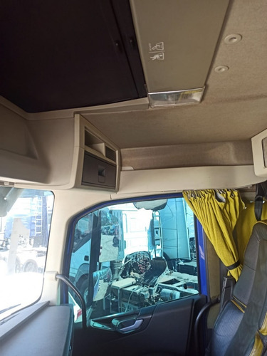 Imagem 14 de 21 de Volvo Fh 16 750 Globetrotter 8x4 2014