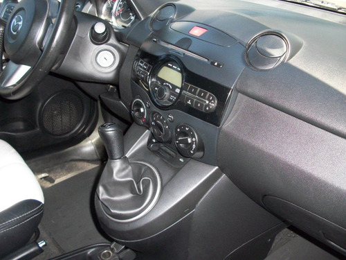 Imagen 11 de 15 de Mazda 2
