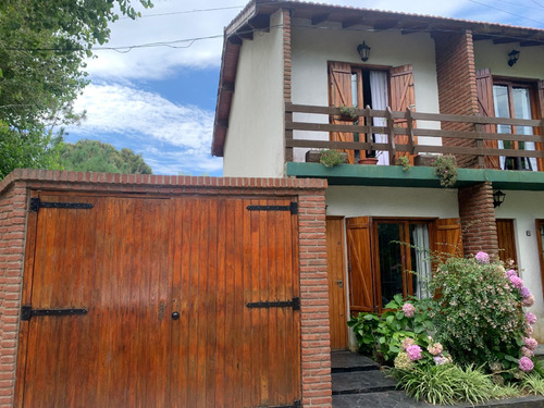 Gran Dúplex Con Amplio Patio En Costa Azul