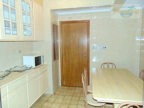 Imagem 25 de 30 de Praia De Pitangueiras - Local Nobre - Morro Do Maluf - 2 Vagas - Excelente Apartamento - 50 Metros Da Praia Da Enseada Ou Pitangueiras. - Ap1606