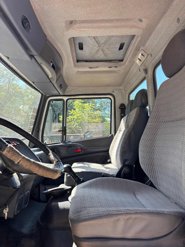 Vendo Camión Mercedes Benz 1720 Chasis