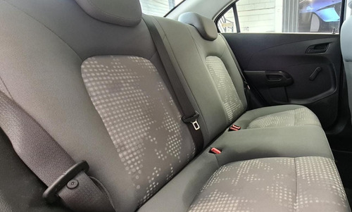 Imagen 11 de 13 de Chevrolte Sonic Ls 2015