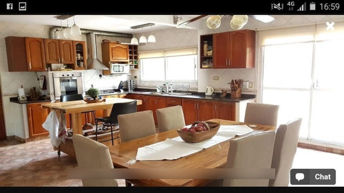 Imagen 2 de 18 de Chalet De 3 Dormitorios En Parque Leloir