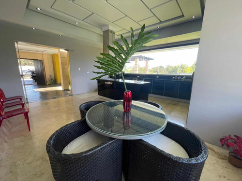 Imagen 7 de 14 de Casa En Venta Hato Royal Guataparo