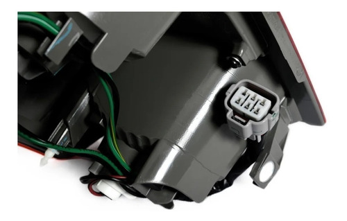 Imagen 3 de 9 de Farol Trasero Derecho Original Mitsubishi L200 2016-2019
