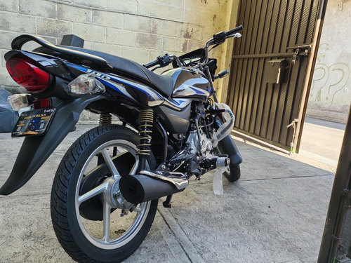 Motocicleta Nueva Bajaj. Excelente Rendimiento.