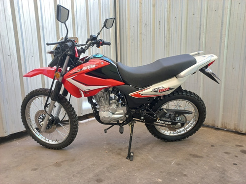 Imagen 5 de 18 de Motomel Skua 150 V6 Av 1