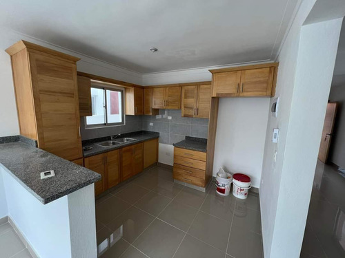 Vendo Casa En San Isidro 2 Nieveles Nuevas