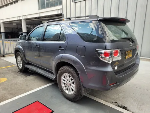 Toyota Fortuner 2.7l 4x2
