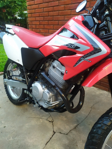 Honda Tornado