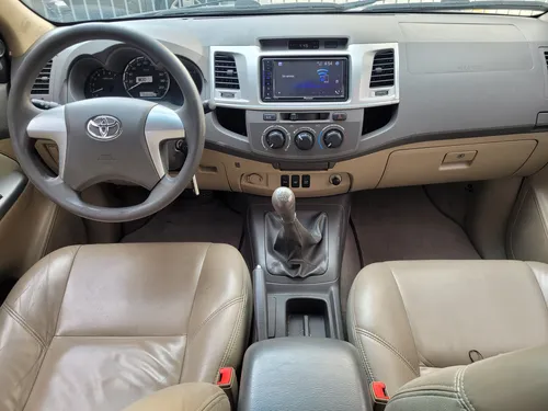 Toyota Fortuner 2.7l 4x2