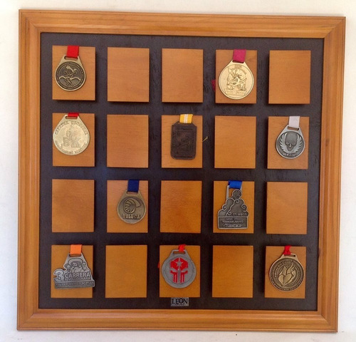Medallero Para 20 Medallas,diferentes Modelos