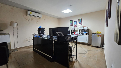 Edificio Comercial Con Nave Industrial En Venta Amueblada, En Autop, Duarte, Santo Domingo, 2niveles