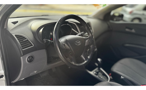 Hyundai HB20X 1.6 16V PREMIUM FLEX 4P AUTOMÁTICO