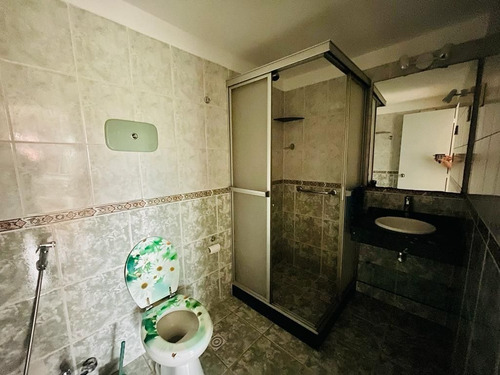 Imagen 16 de 17 de Apartamento En Venta De 3 Dormitorios En Centro (ref: Vld-2980)
