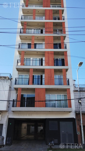 Venta De Departamento 2 Ambientes Con Balcón En Wilde
