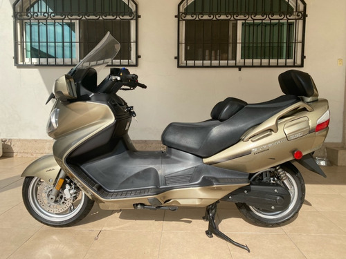 Imagen 1 de 14 de Suzuki Burgman An 650 Executive Abs 2011 Oro Motoneta Honda