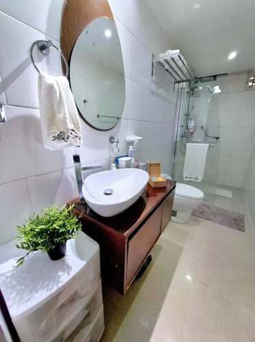 Vendo Apartamento En Urbanización Real Cerca Del Bravo