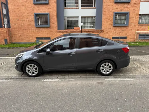 Kia Rio 1.4 Ub Ex Automatico Poco Km Unica Dueña