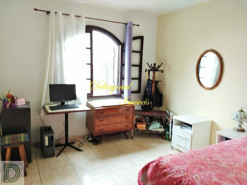 Imagem 8 de 15 de Casa 03 Quartos (01 Suíte) . 06 Vagas . 160 M2 - Di25490