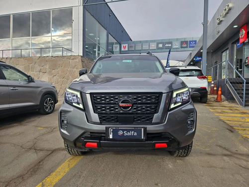 Nissan Navara 2.3d Pro4x Diesel 4x4 Dob.cab. At 4p