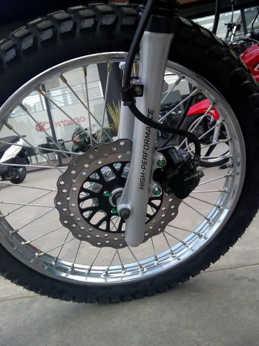 Imagen 25 de 25 de Patentadas Triax: 150 $535.000 - 200 $646.000 - 250 $811.000