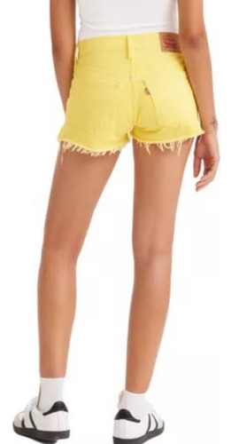 Short Levis Mujer 501 Original Amarillo 0328