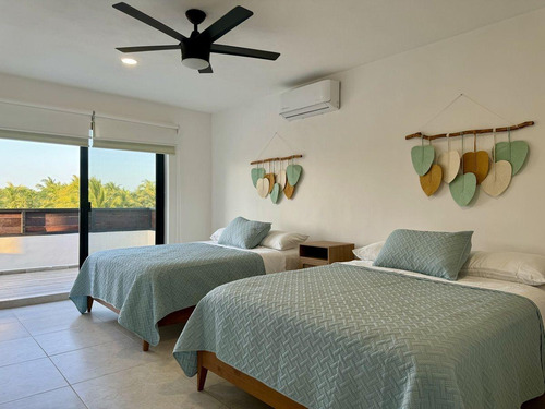 Casa En Venta Merida, Playa Chicxulub, 4ta Fila, Entrega Inmediata.