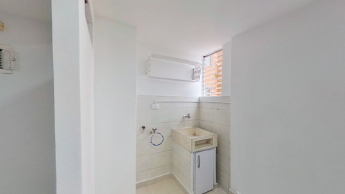 Imagen 11 de 16 de Apartamento En Venta Primer Parque Laureles Medellin