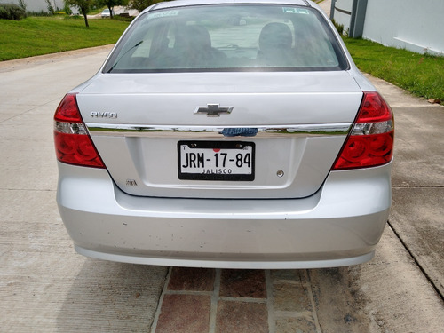 Imagen 4 de 13 de Chevrolet Aveo 2015