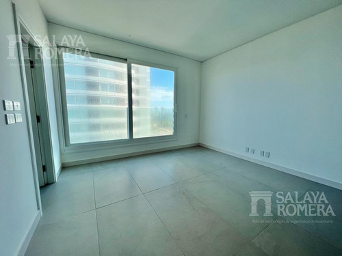 Imagen 10 de 18 de Venta , Primera Linea Brava , 3 Dormitorios , Torre De Categoria Sap4429373