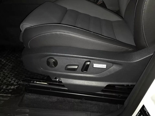 Imagen 16 de 25 de Volkswagen Amarok 2.0 Highline 4x2 At Entrega Inmediata A