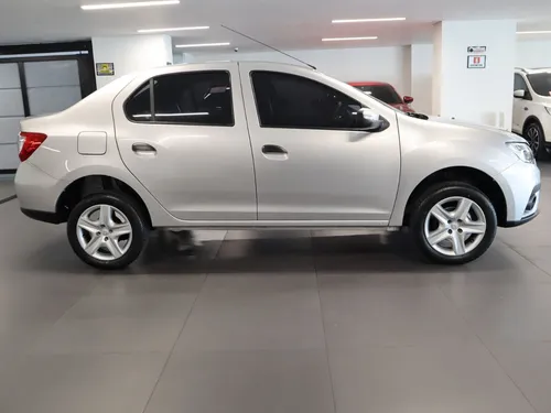 Renault Logan 1.6 LIFE + AUTOMATICO