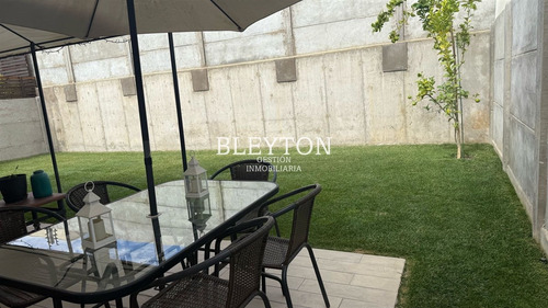 Casa En Venta De 4 Dorm. Y 3 Baños En El Rincon