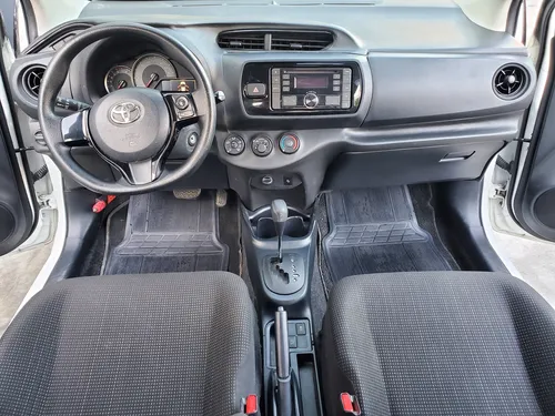Toyota Vitz 2017