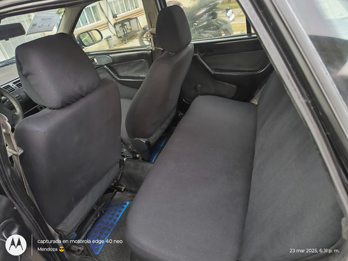 Volkswagen Pointer 1.6 City Mt