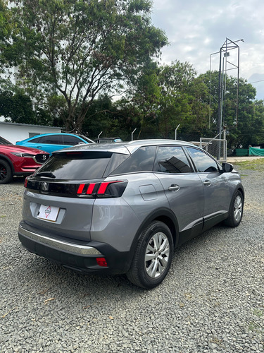 Peugeot 3008 1.6 Active