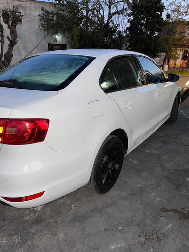 Imagen 5 de 5 de Volkswagen Vento 2013 2.5 Luxury 170cv