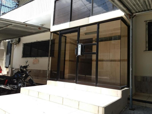 Imagen 2 de 9 de Venta De Edificio Con Excelente Ubicación, 19-3445