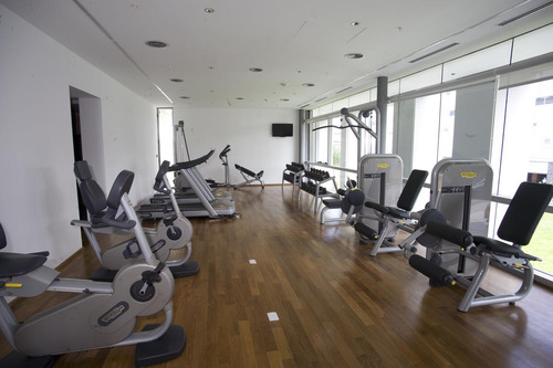 Oficina 580m² . 10 Cocheras. Amoblada Y Equipada. Torre Intecons.